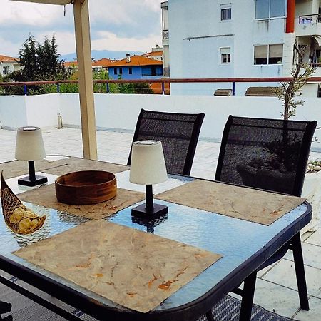 Golden Sky 1 Apartment Peraía Dış mekan fotoğraf